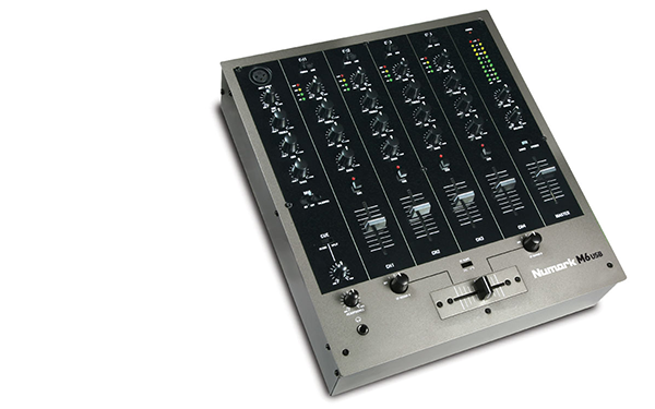 製品情報：M6 USB：Numark