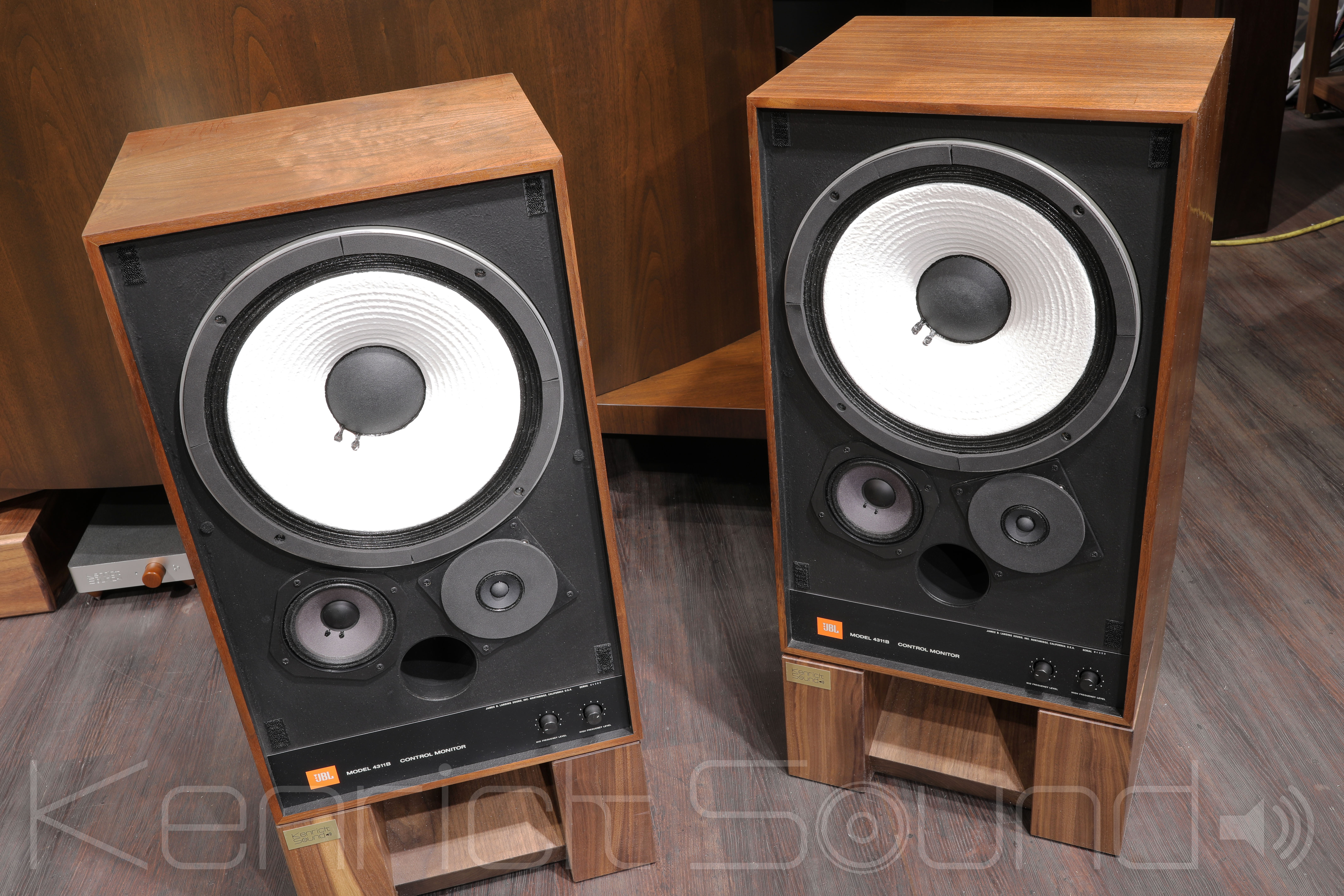 JBL 4311B バイワイヤー対応カルダス端子 ケンリック・チューニング