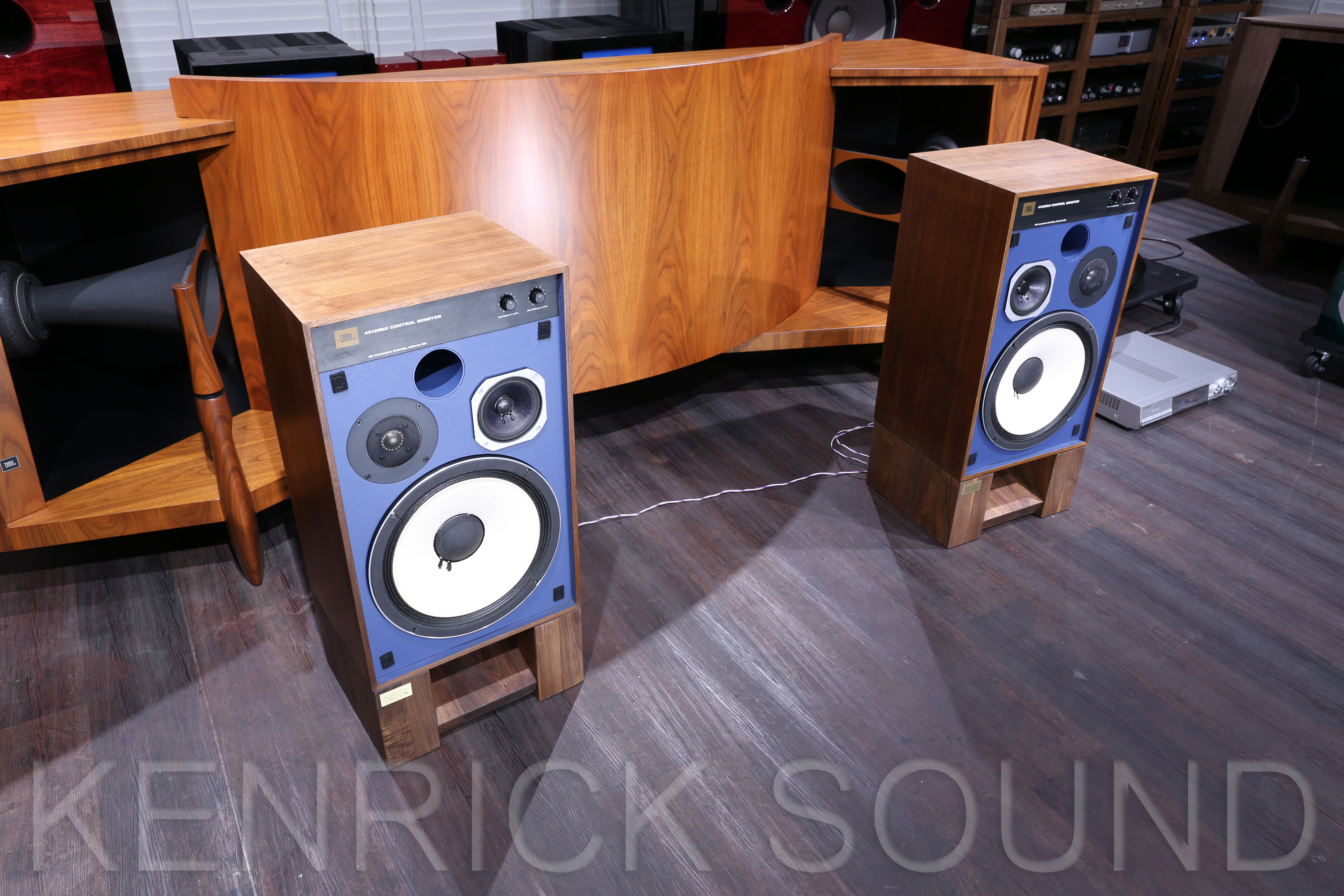 JBL 4312MK2(MKII)WX モニター 3WAYスピーカー おすすめ美品