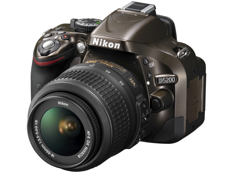 ニコン D5200 Nikon デジタル一眼レフ /monoxデジカメ比較レビュー