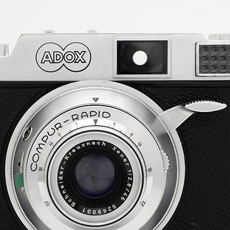 マガジン交換式カメラ | 今月のひとこと | クラシックカメラ専門店