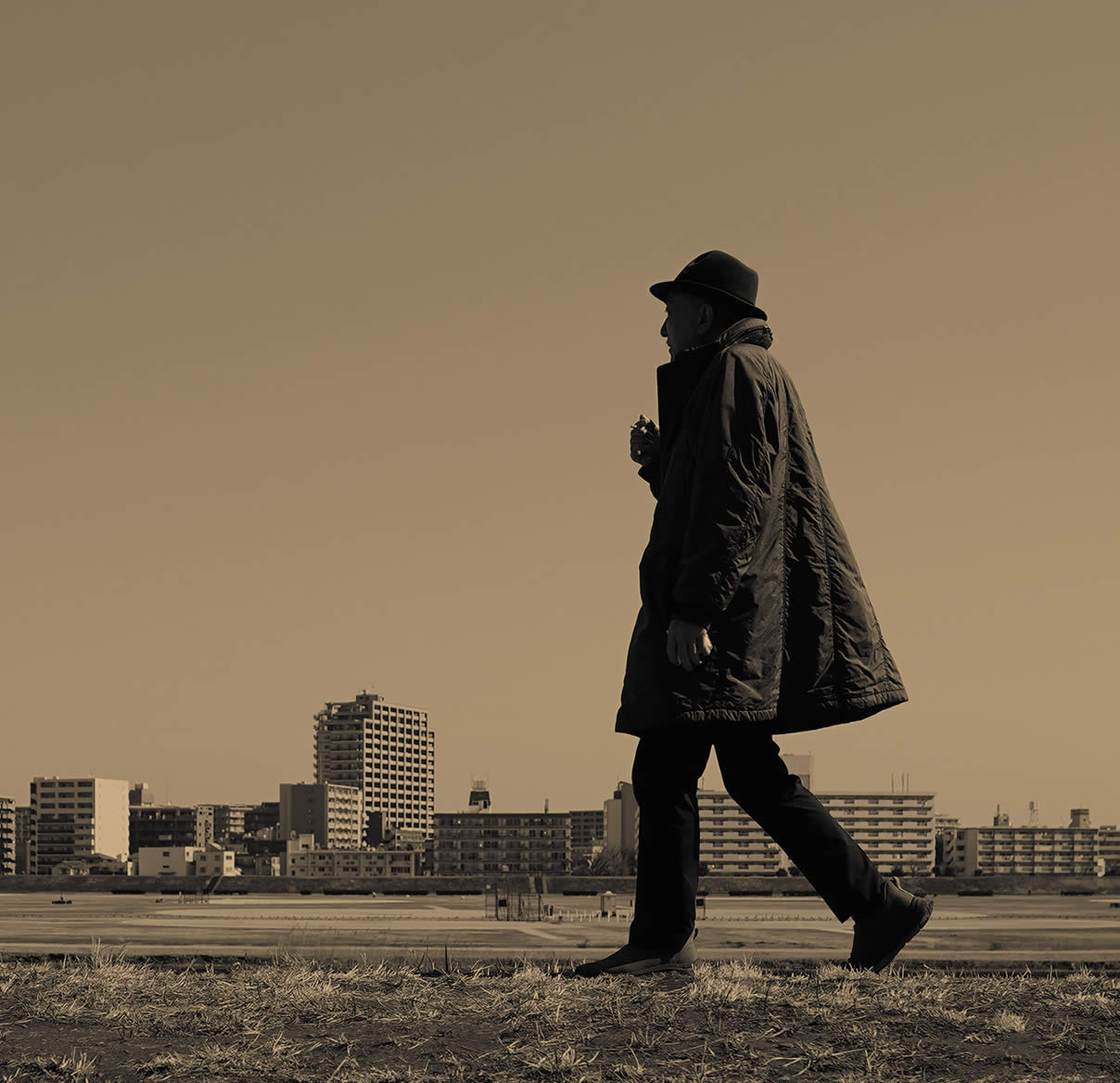 友川カズキ :: KAZUKI TOMOKAWA