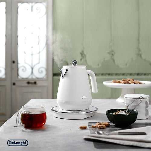 デロンギ】電気ケトル 温度設定機能付き 0.8L
