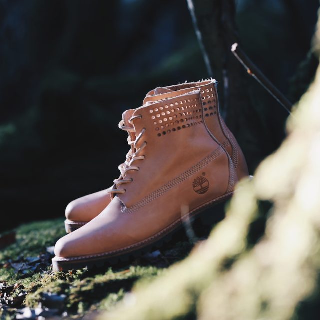 ヌメ革アッパーにパンチング意匠で、ひと味もふた味も違うSHIPS JET