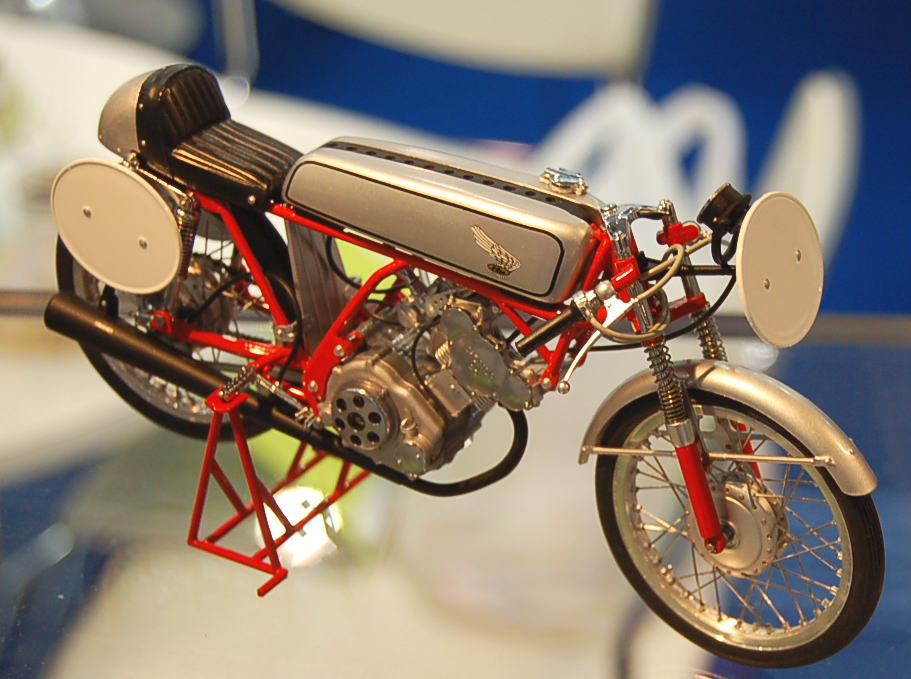 EBBRO HONDA CR110 CUB RACING 1962 カブ RED ホンダ CR110 カブ