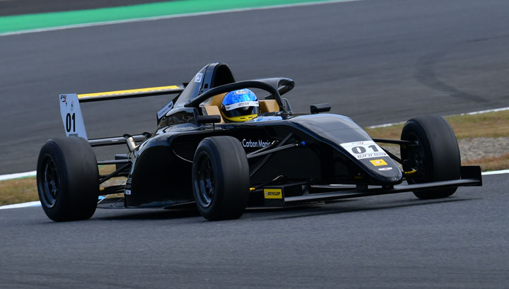 次世代FIA-F4マシン「MCS4-24」 | 東レ・カーボンマジック