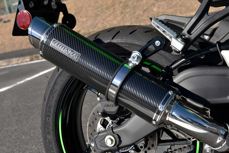 R-EVO2 カーボン スリップオン：ZX-4RR / ZX-4R SE：2023〜：政府認証