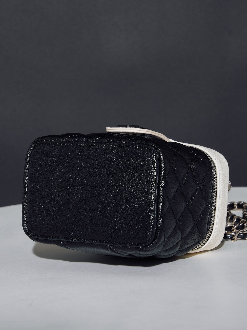 キャビアスキンスクエアミニバッグ – Darich (ダーリッチ)
