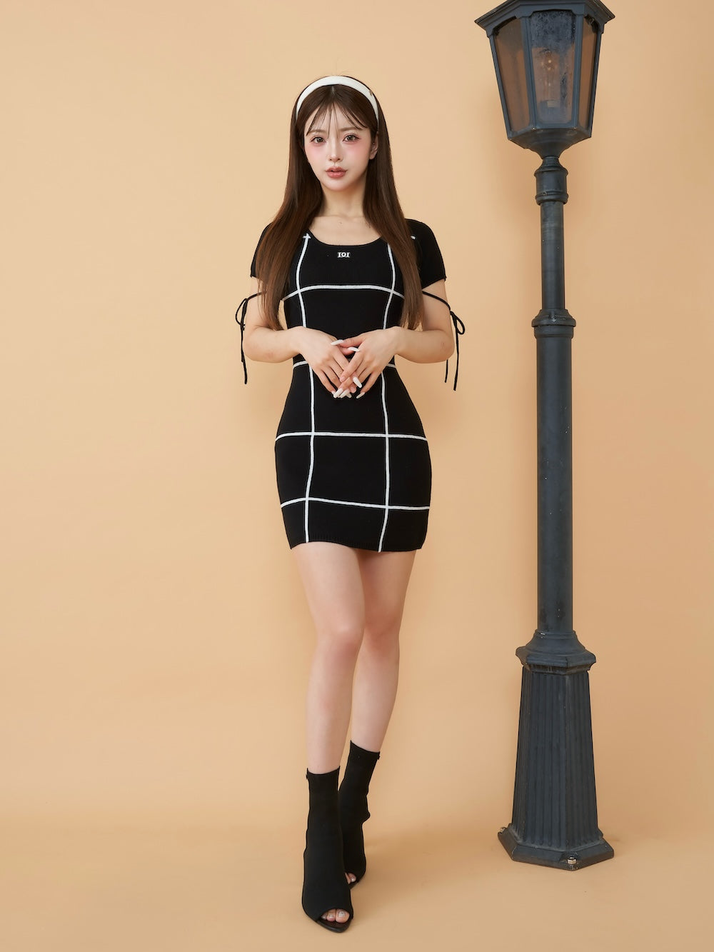 バックオープンステッチニットミニワンピース – Darich (ダーリッチ)