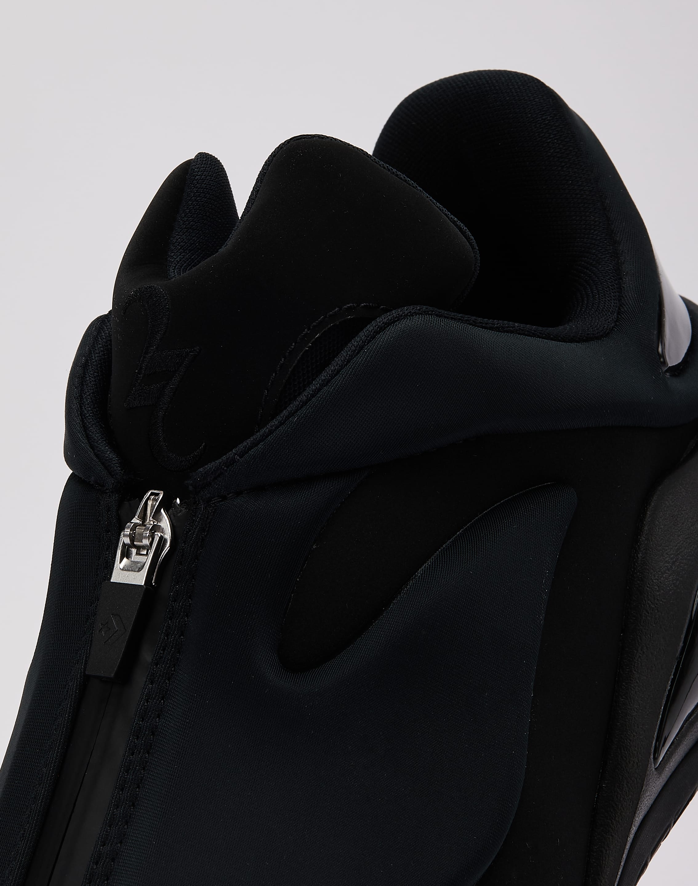 Converse SHAI 001 – DTLR