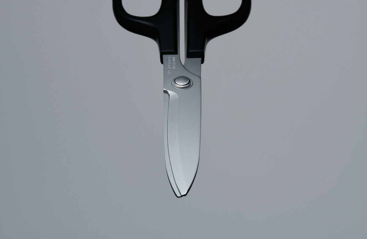 ハサ 強力高級ハサミ スタンダード 刃渡り寸法70mm 黒｜文具｜コクヨ