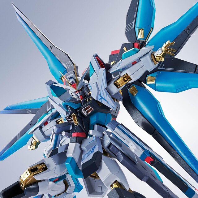 初音ミク仕様の「ストライクフリーダムガンダム弐式」が爽やか