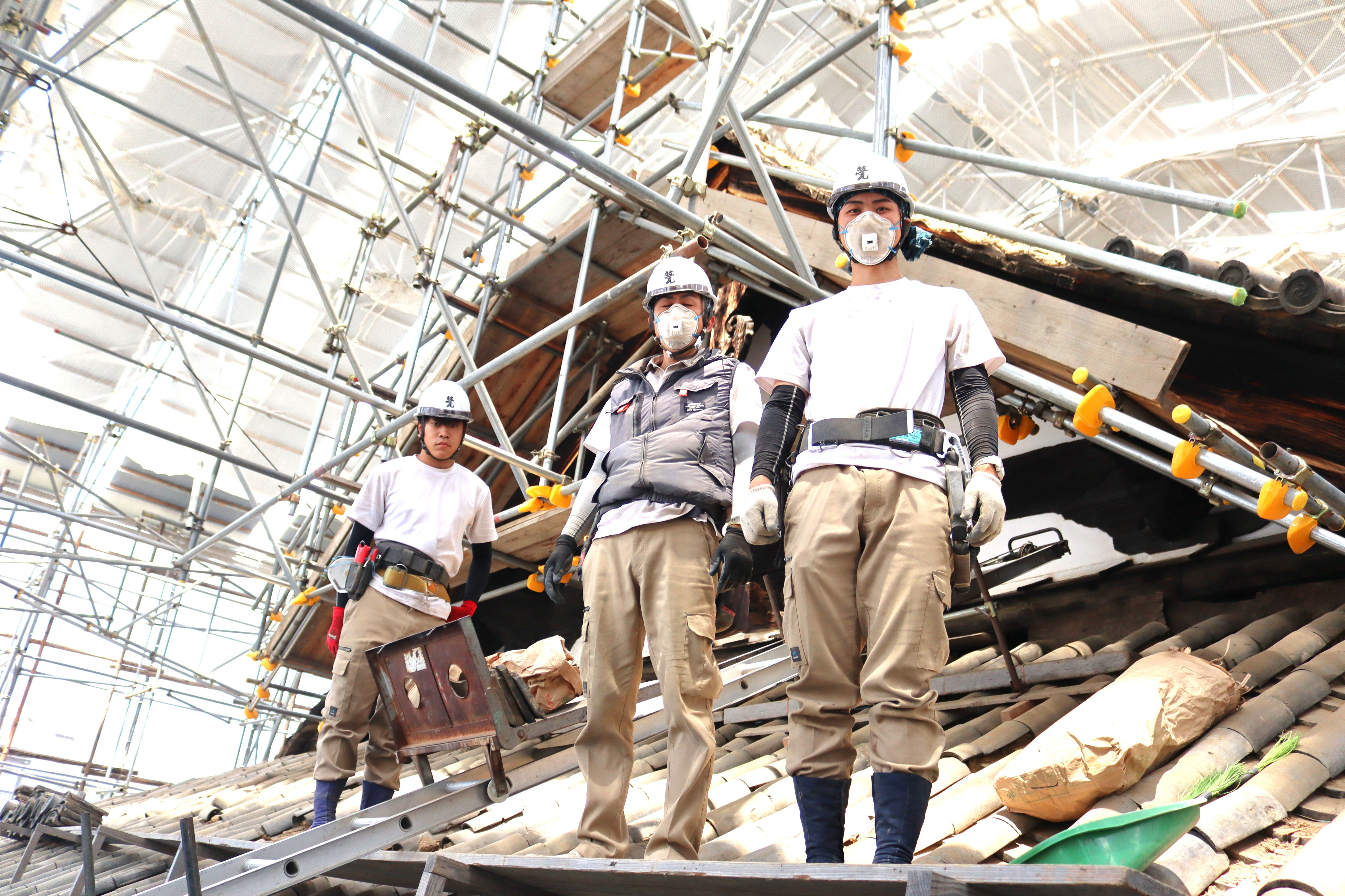 甍技塾 徳舛瓦店