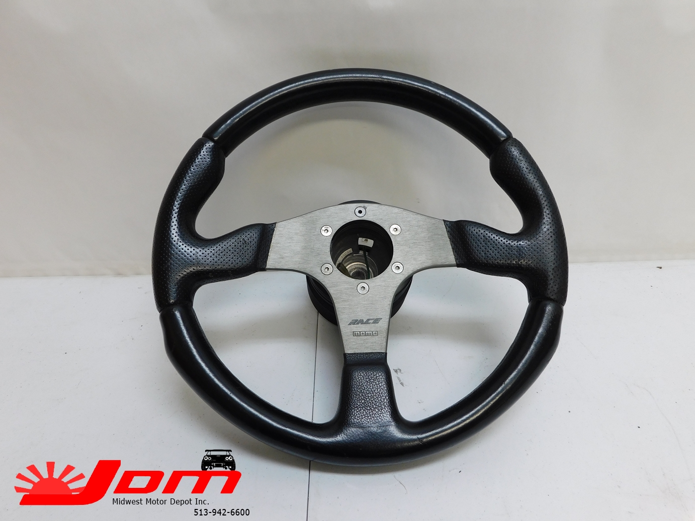MOMO RACE STEERING WHEEL W/ DC2 HUB – JDM of Ohio
