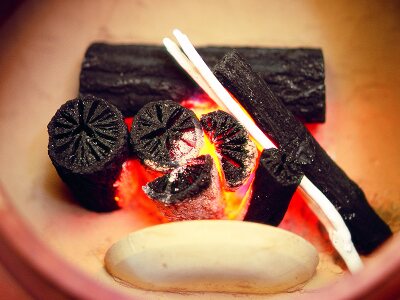 茶道用の炭｜炭専門商社 増田屋－炭・火鉢のことなら増田屋