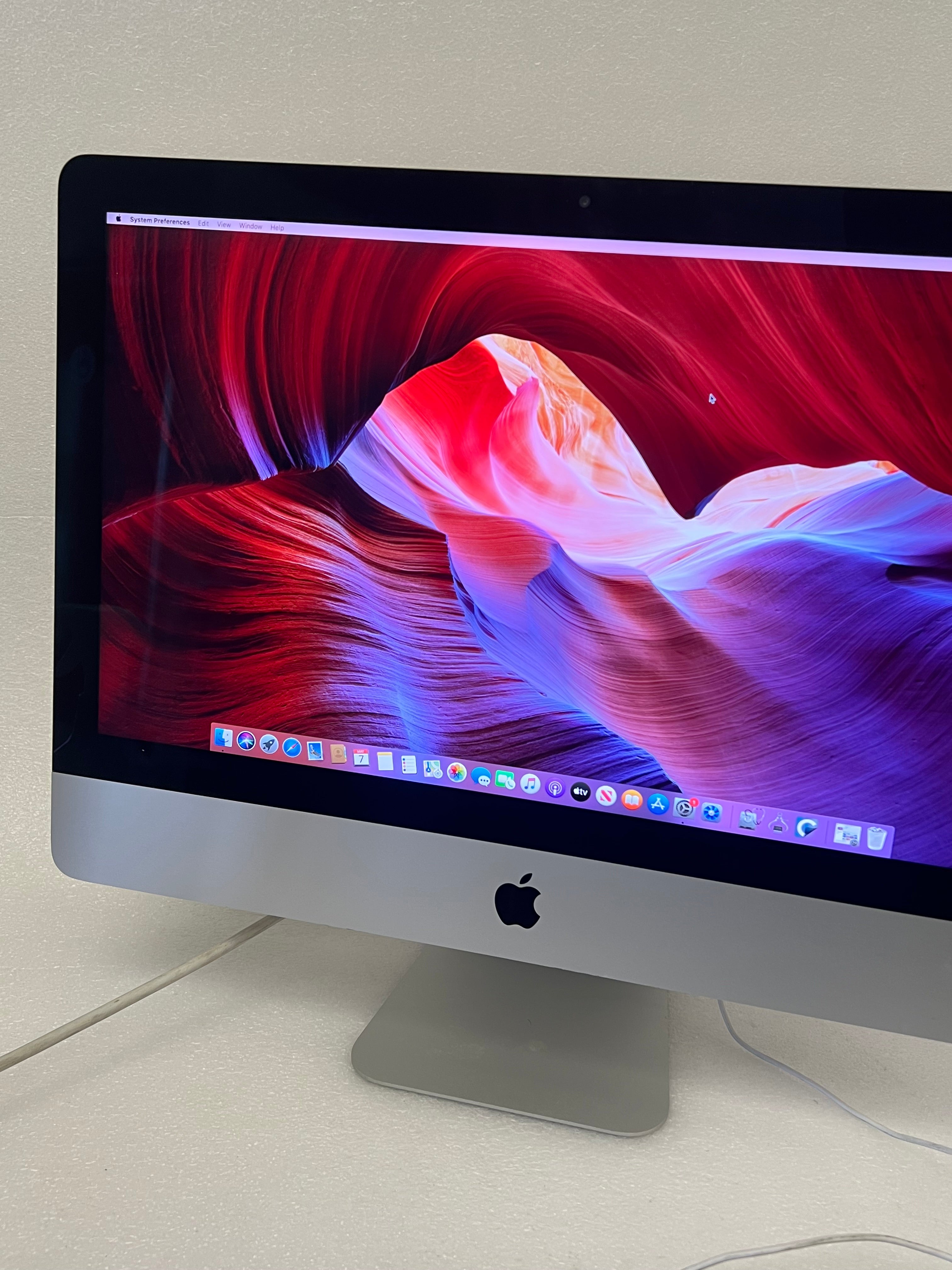 Apple iMac 21.5