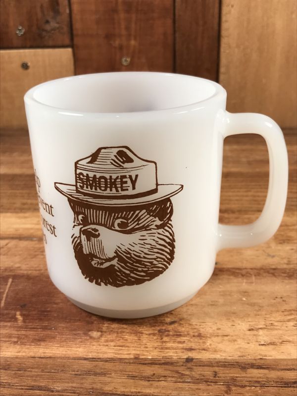 Glasbake “Smokey Bear” Milk Glass Mug スモーキーベア ビンテージ