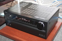 オンキヨー、ネットワーク機能を充実させたAVアンプ「TX-NA609」「TX