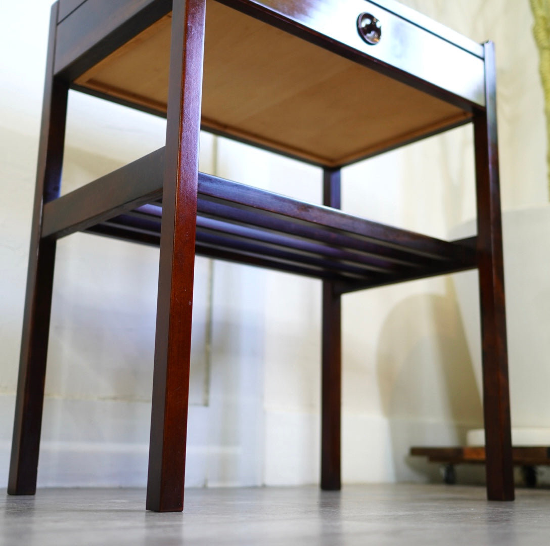 カリモク家具 / karimoku ナイトテーブル サイドテーブル ヴィンテージ