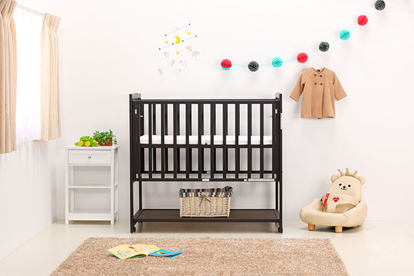 ヤマサキ製「ベビーベッド」人気カラーのご紹介と選び方