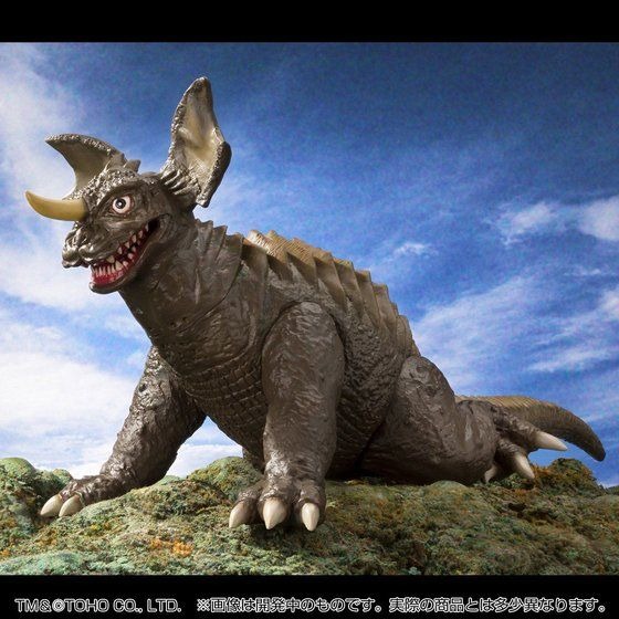 怪獣映画「フランケンシュタイン対地底怪獣」バラゴンがソフビ商品化