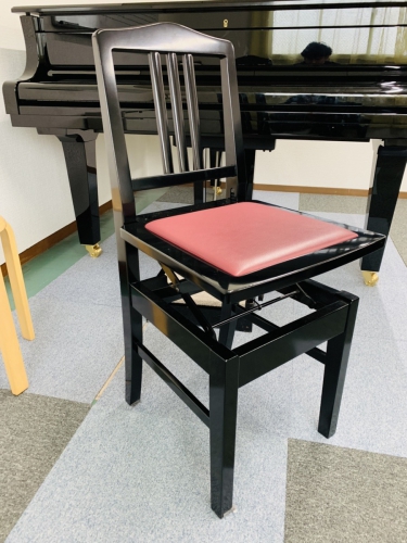ピアノ椅子って何を選べばいいの？｜ピアノ｜楽器日誌｜アツタ楽器