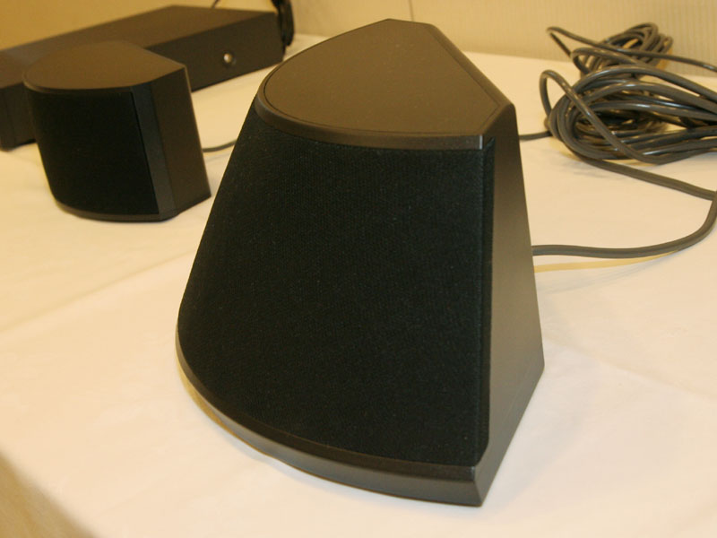 niro1.com、上下2スピーカー構成の新5.1chシステム