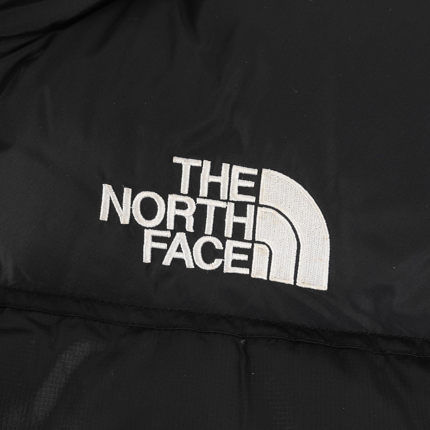 THE NORTH FACE (ザ ノースフェイス) 90s センターロゴ ヌプシ ダウン