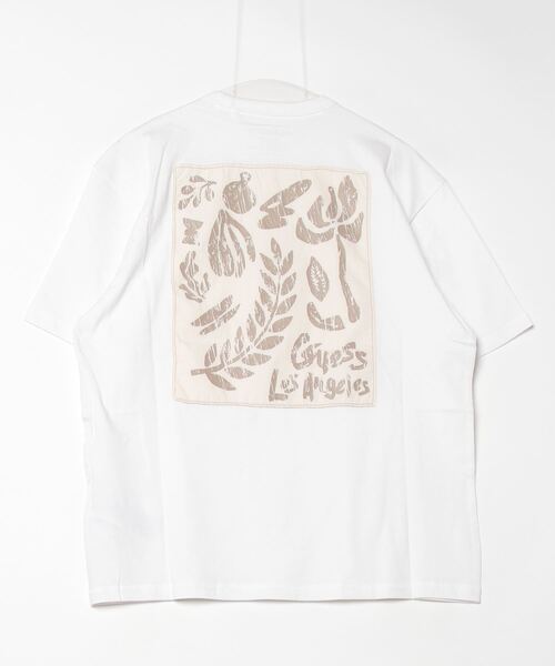 SS Cn Patch At Back Tee 半袖Tシャツ | GUESS(ゲス) JAPAN 公式