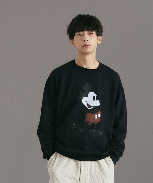 DELUXE（デラックス）の「DELUXE x Disney Crew neck sweat