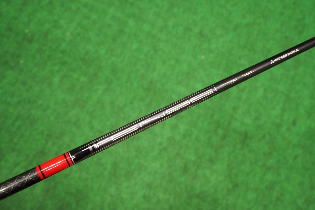 標準シャフト「TENSEI RED TM 50（'22）」。対象ヘッドスピードは