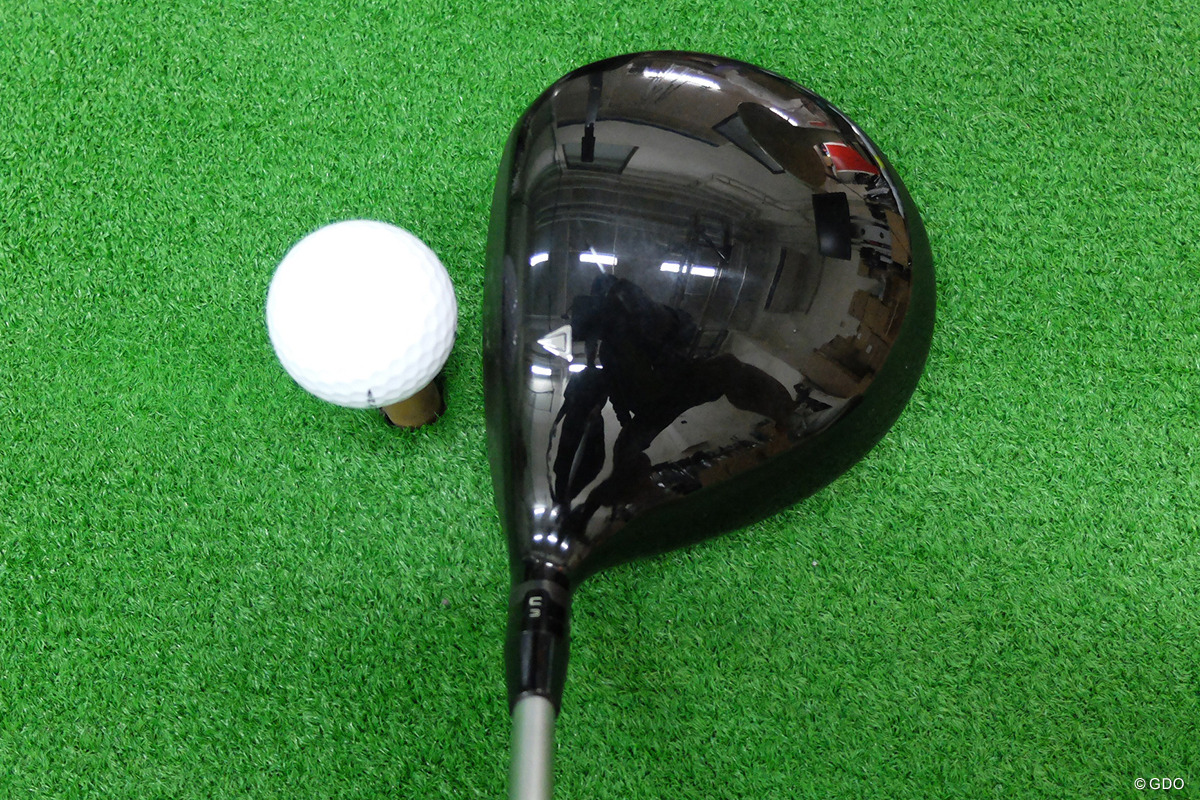 構えてみると？ やさしさとスピードで飛ばす「タイトリスト TS1