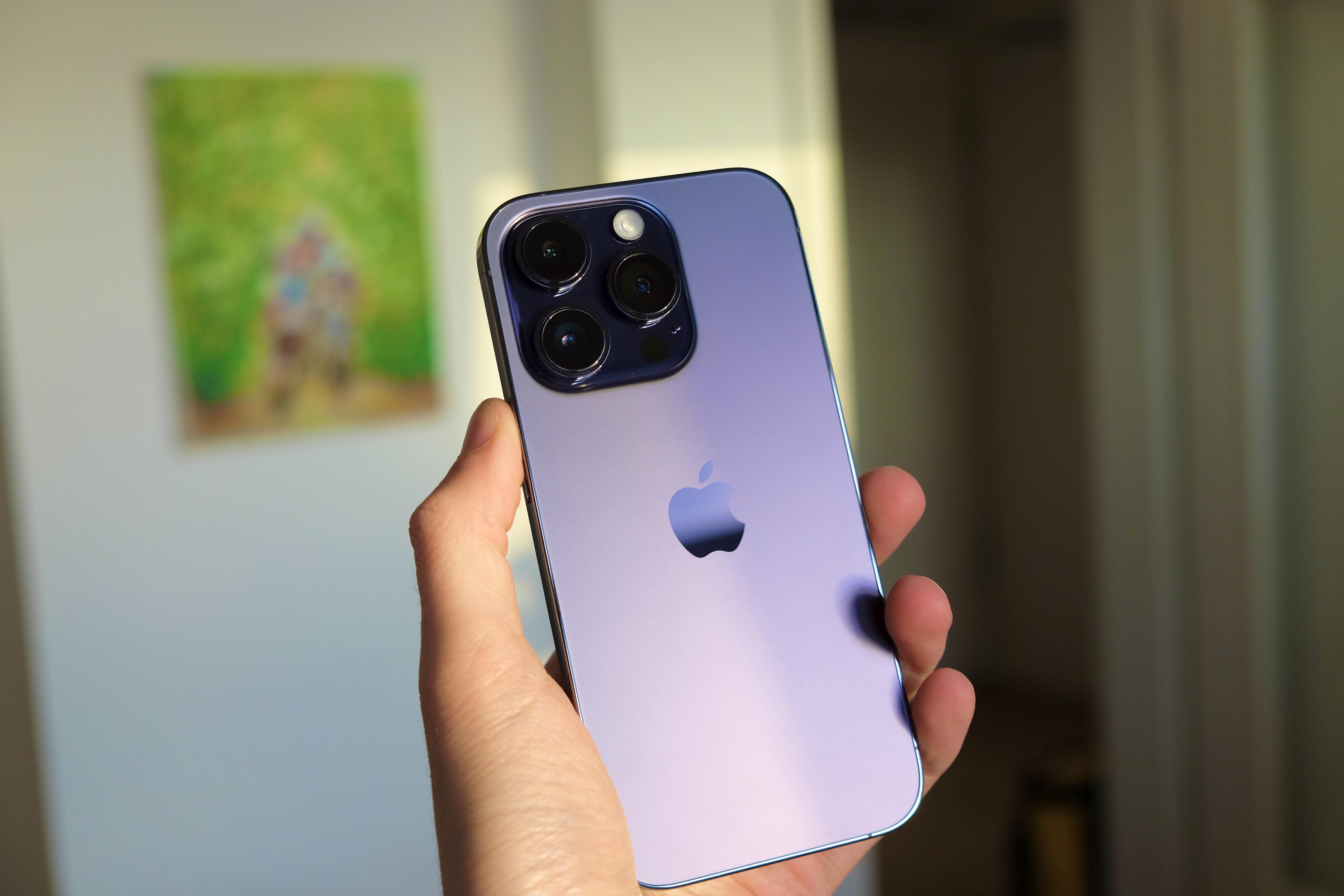 iPhone 14 Pro ディープパープル : r/iphone