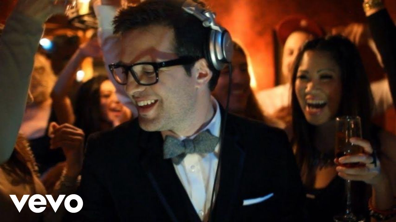 Mayer Hawthorne - Henny & Gingerale - YouTube