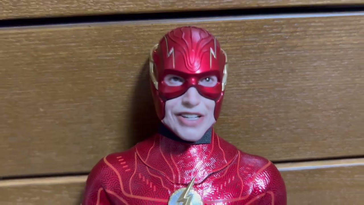 最高にエズラ・ミラーしてるフィギュア ホットトイズ フラッシュ開封