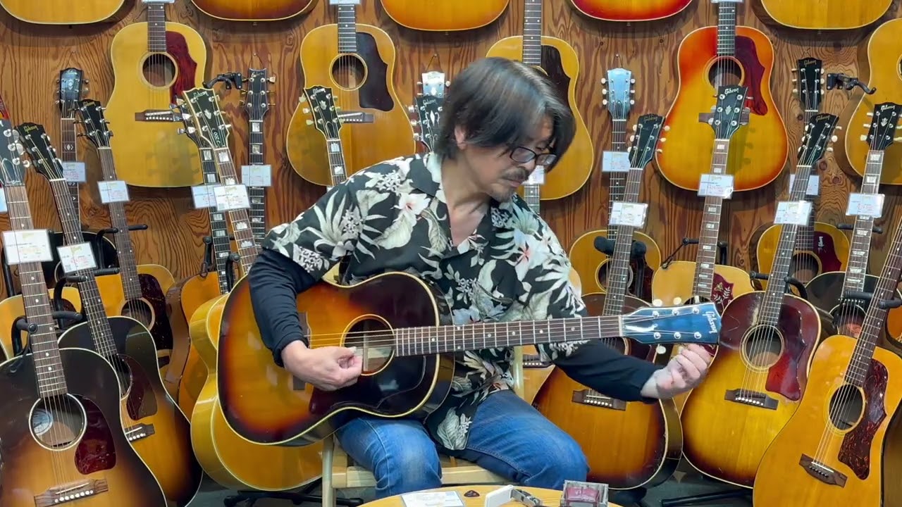 GIBSON B 25 TSB 1967 - YouTube