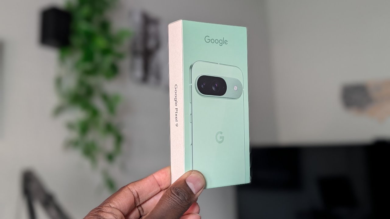 Google Pixel 9 WINTERGREEN | First Impressions Hardware and more