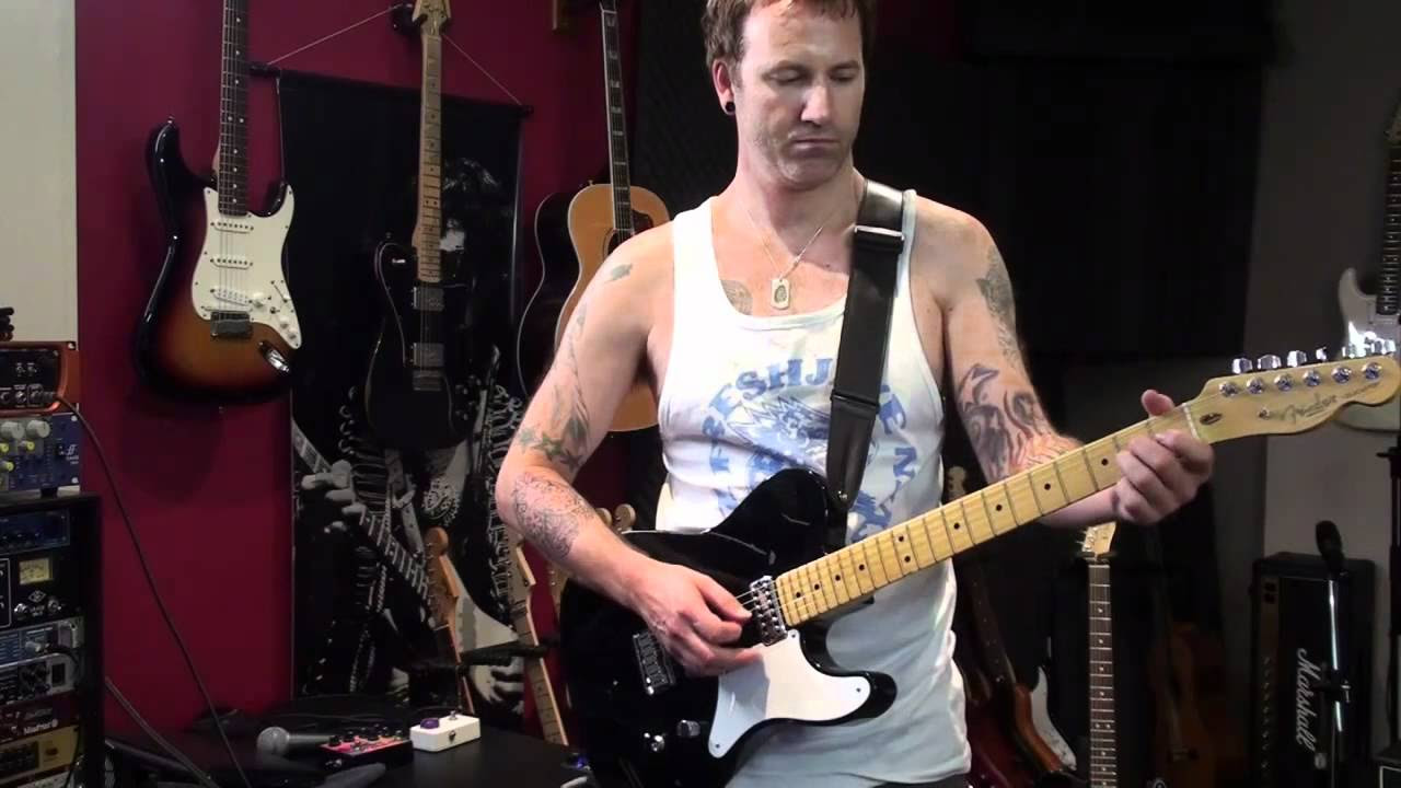 Lovepedal Gen5 echo analogue style delay pedal - YouTube