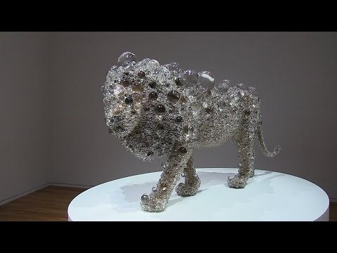 名和晃平《PixCell-Lion》 高橋コレクション展 - YouTube