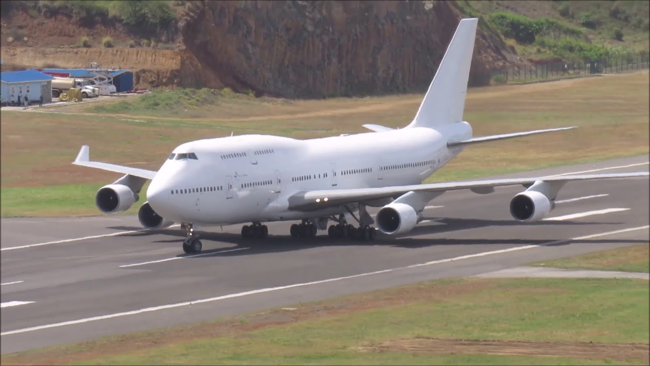 First Boeing 747-400 @ Argyle International (One Caribbean) - YouTube