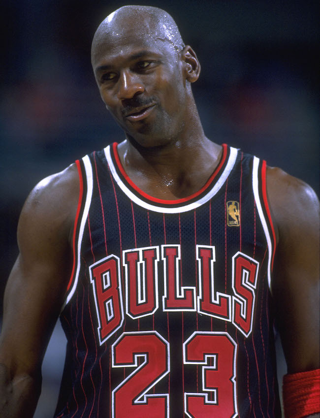 本日の逸品】CHAMPION BULLS #23 JORDAN AUTHENTIC 3RD JERSEY | 9H9H
