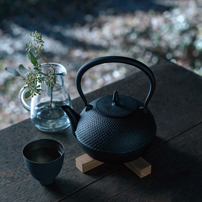 南部鉄器 南部鉄 急須 sakura 茶 直径15.5×高さ18.7cm 容量約0.6L 1台