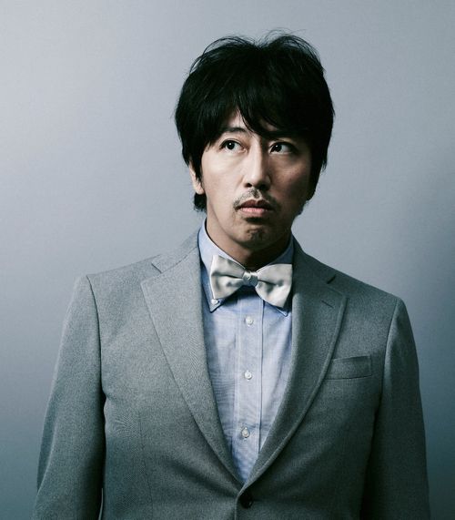 岡村靖幸が7枚組DVDボックス発売! 未商品化映像集も - News - OTOTOY