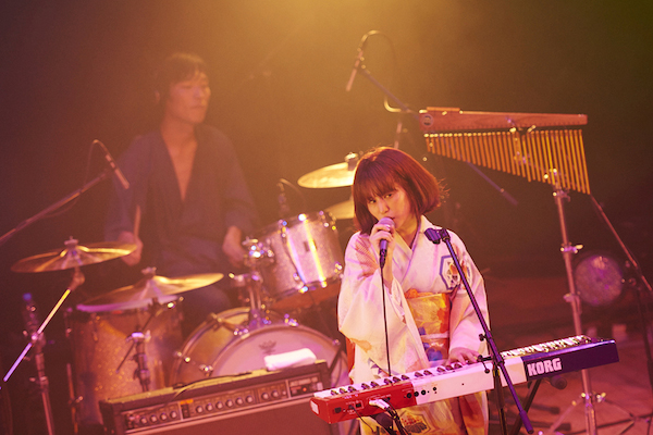 ふくろうず、クリスマスイブに10周年スペシャル・ワンマン〈ごめんね