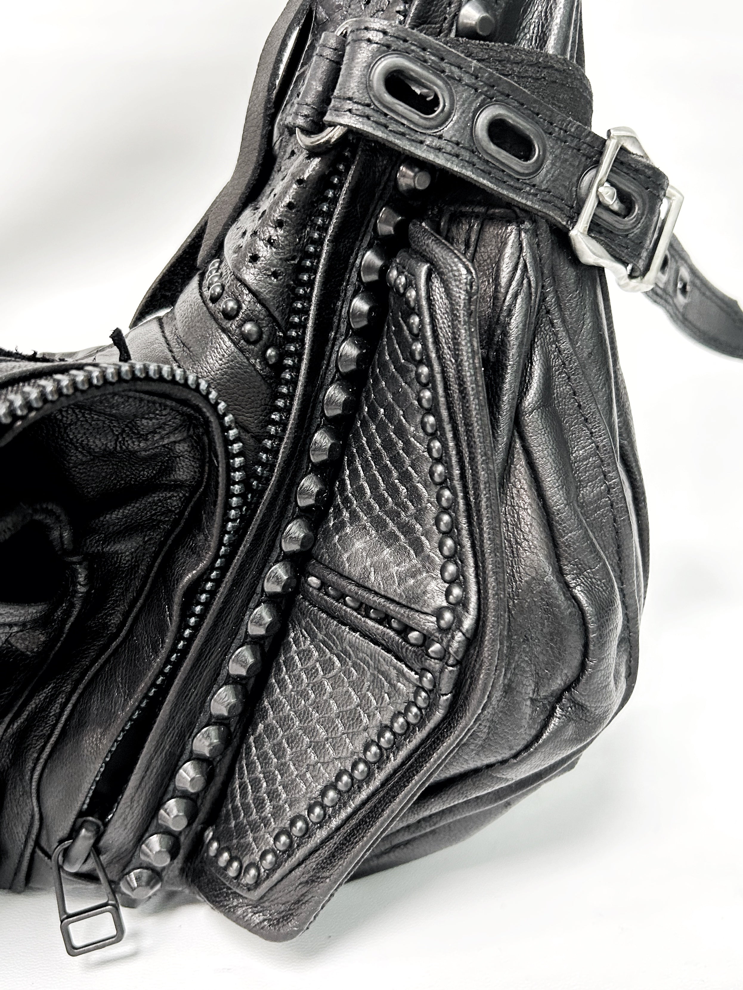 KMRii ケムリ KB-Shoulder Coyote レザー バッグ ショルダー – KMRii