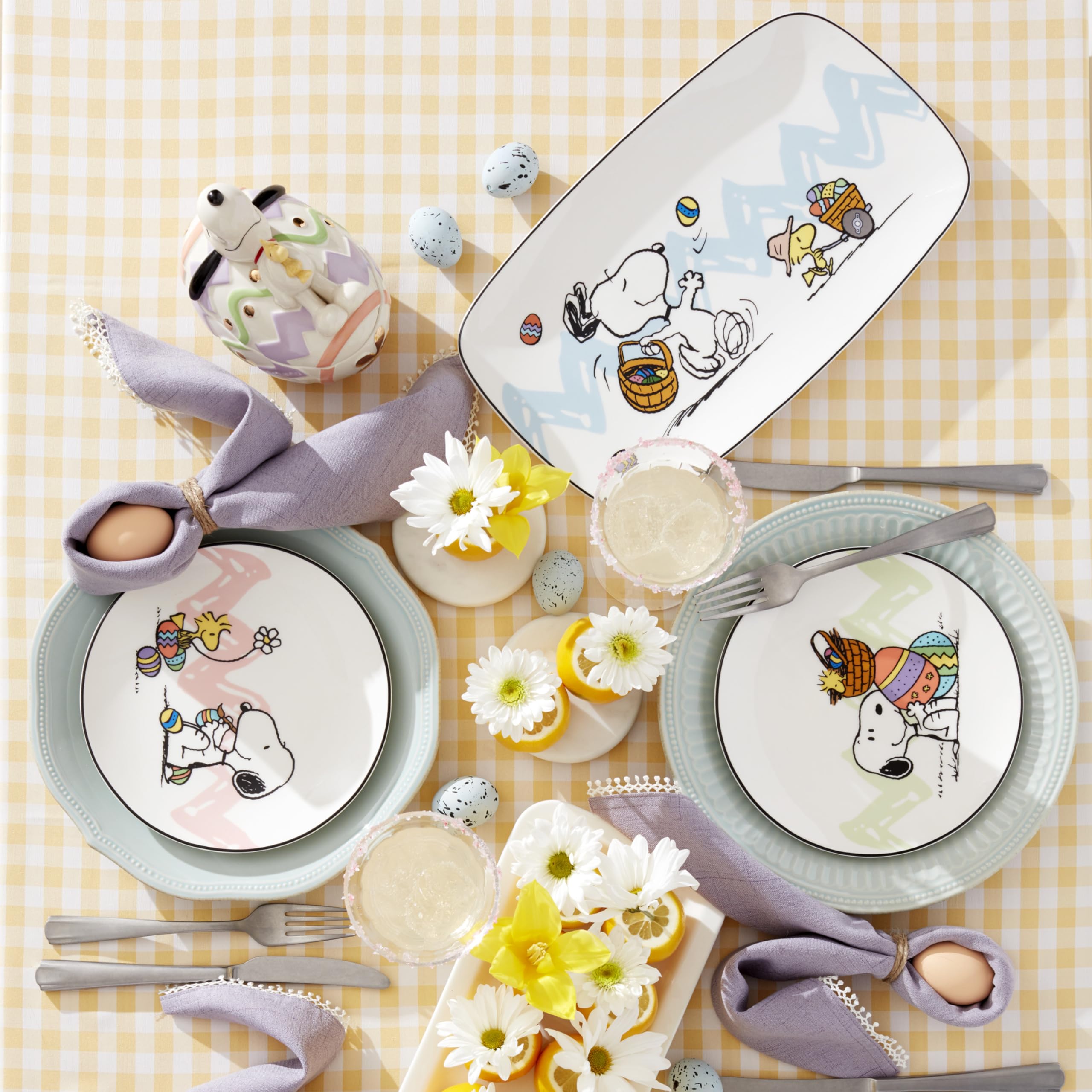 Amazon.com | Lenox 896632 Peanuts Easter Snoopy Hors Doeuvres Tray