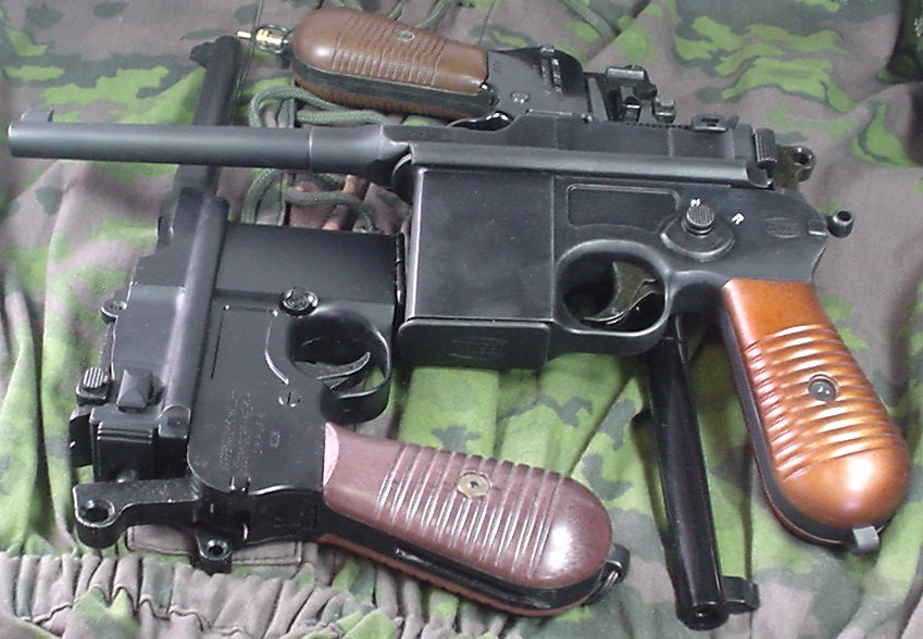 モーゼルM712