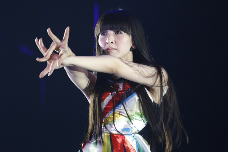 Perfume ＠ 東京ドーム 2013.12.25 邦楽ライブレポート｜音楽情報