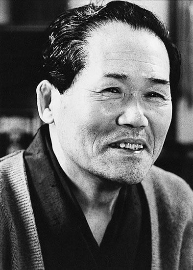 書道研究団体 正筆会 の歴史や会長をご紹介します