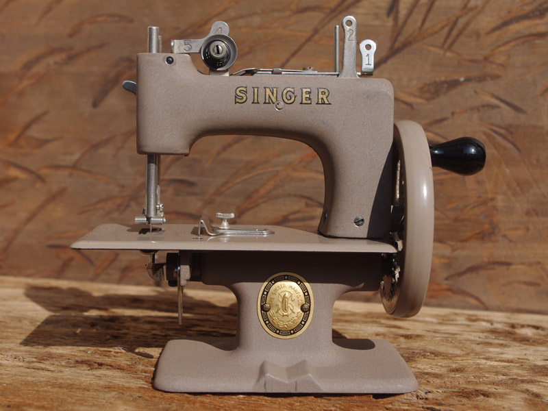 No.806 SINGER 20 アメリカ・シンガー製 縫えるトイミシン